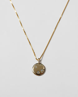 Amada Necklace with 3 Stones