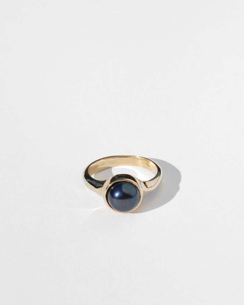 Colina Ring with Black Pearl