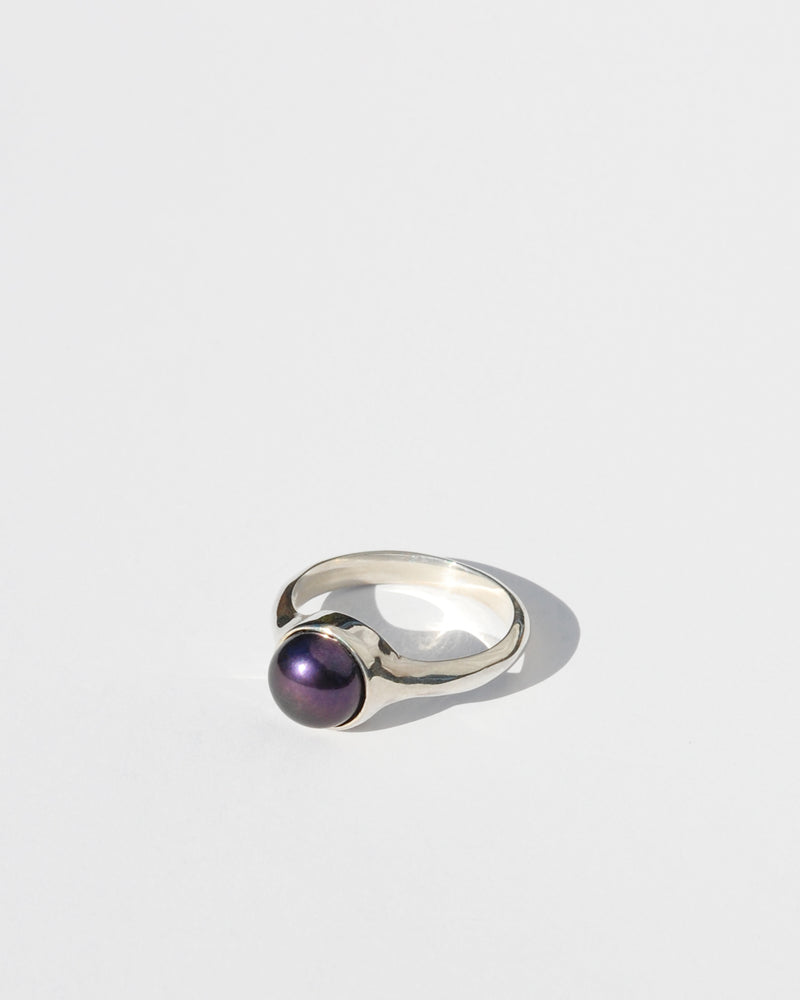 Colina Ring with Black Pearl